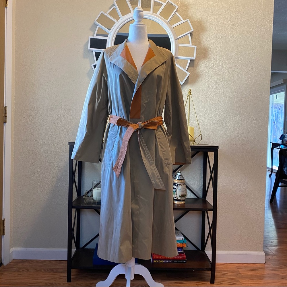 Tory Burch Reversible Trench Coat in Beige and Rust Size 4 NWT - Picture 6 of 16